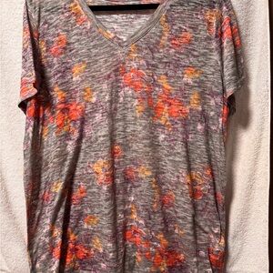 Floral Plus Sizr V-Neck Women's Top